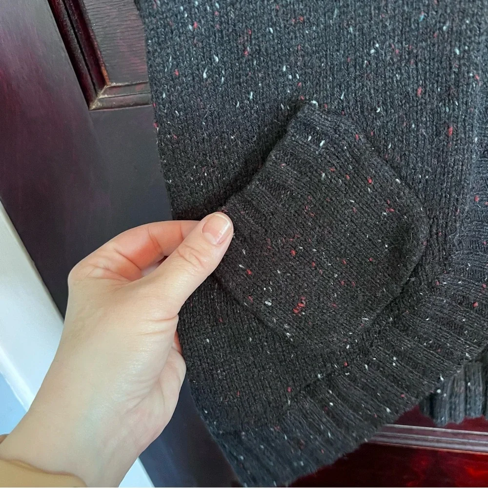 Woolrich Women’s Hooded Sweater Vest Brown Angora Blend size Large - Picture 6 of 9